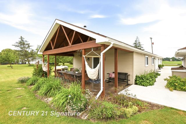 2051 S Brennan Road, Hemlock, MI 48626