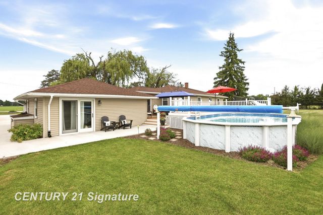 2051 S Brennan Road, Hemlock, MI 48626
