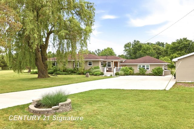 2051 S Brennan Road, Hemlock, MI 48626