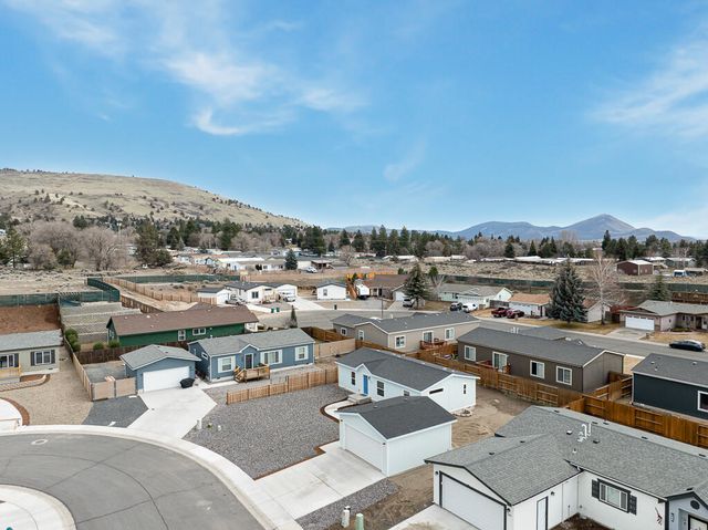 5620 Edith Way, Klamath Falls, OR 97603