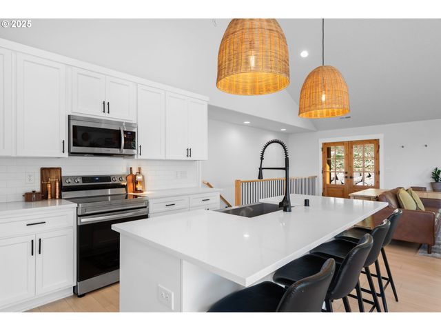 260 BALD EAGLE Rd, Ariel, WA 98603