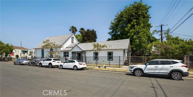 3425 W 15th Street, Los Angeles, CA 90019