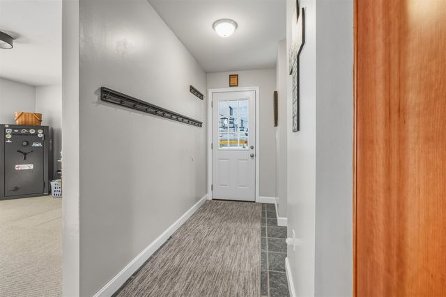 9 Mosher Drive, Brookline, NH 03033