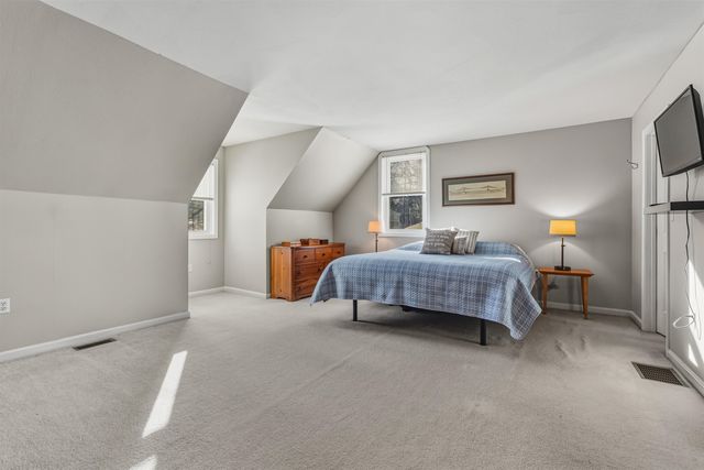 9 Mosher Drive, Brookline, NH 03033