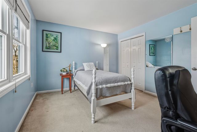 9 Mosher Drive, Brookline, NH 03033