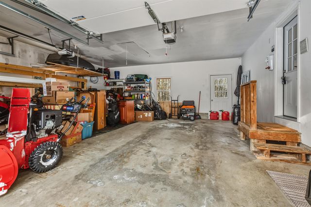 9 Mosher Drive, Brookline, NH 03033