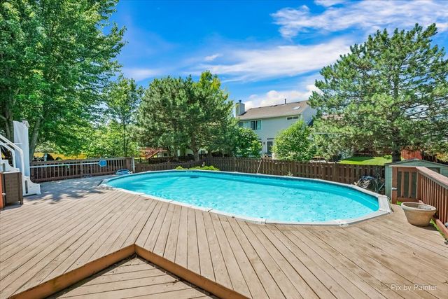 1173 Moonstone Run, Lake In The Hills, IL 60156