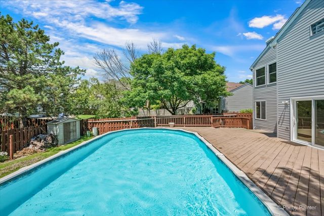 1173 Moonstone Run, Lake In The Hills, IL 60156