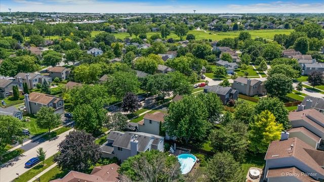 1173 Moonstone Run, Lake In The Hills, IL 60156
