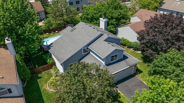 1173 Moonstone Run, Lake In The Hills, IL 60156