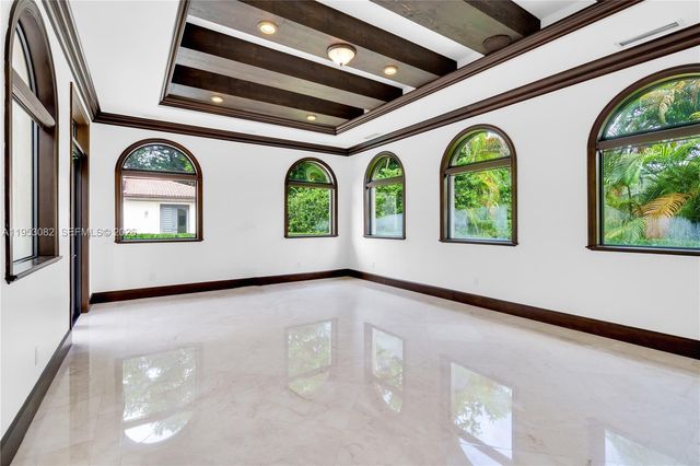 9801 SW 60th Ct, Pinecrest, FL 33156