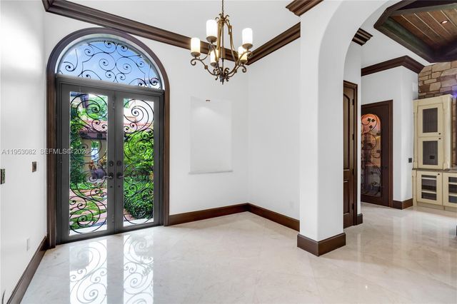 9801 SW 60th Ct, Pinecrest, FL 33156