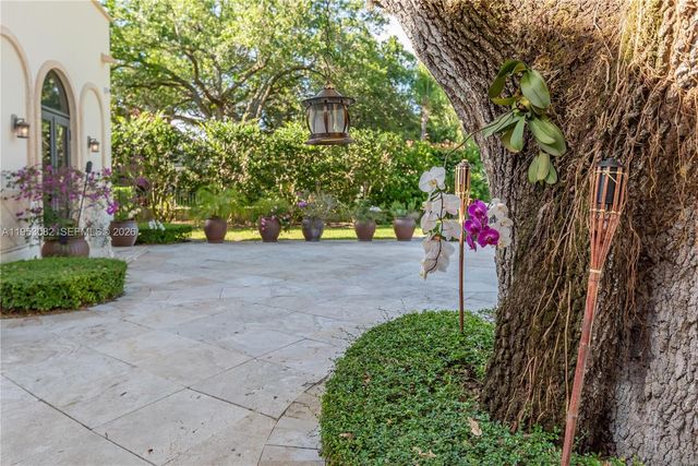 9801 SW 60th Ct, Pinecrest, FL 33156