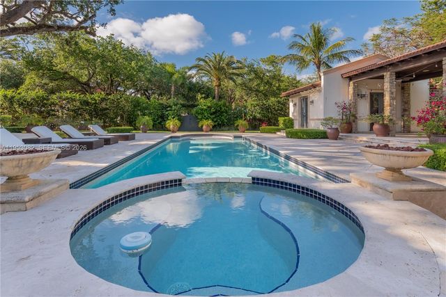 9801 SW 60th Ct, Pinecrest, FL 33156