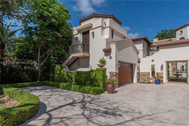 9801 SW 60th Ct, Pinecrest, FL 33156