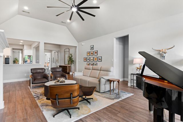 2825 Shane Drive, Midlothian, TX 76065