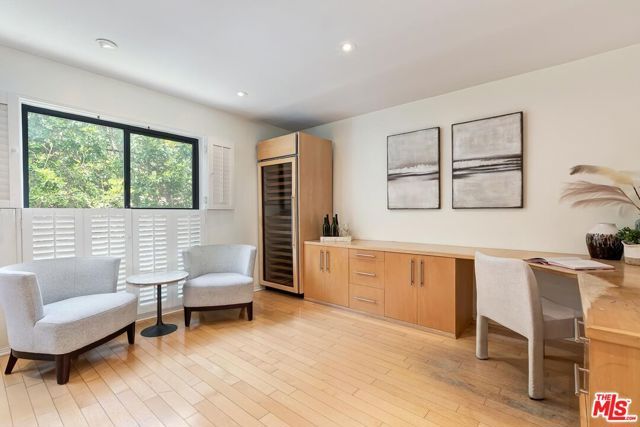 323 San Vicente Boulevard 11, Santa Monica, CA 90402