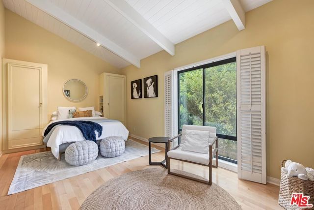 323 San Vicente Boulevard 11, Santa Monica, CA 90402