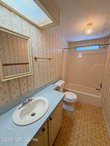 7633 PLUMWOOD Drive, Jacksonville, FL 32256