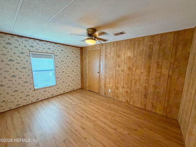 7633 PLUMWOOD Drive, Jacksonville, FL 32256