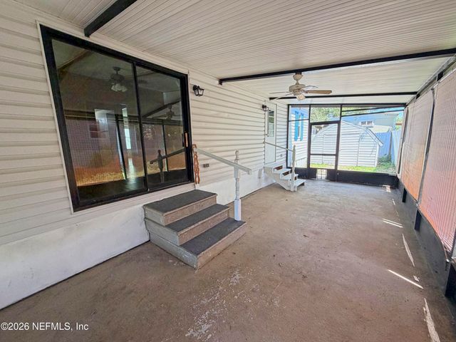 7633 PLUMWOOD Drive, Jacksonville, FL 32256