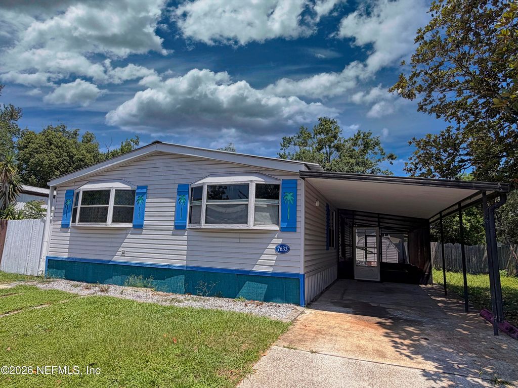 7633 PLUMWOOD Drive, Jacksonville, FL 32256