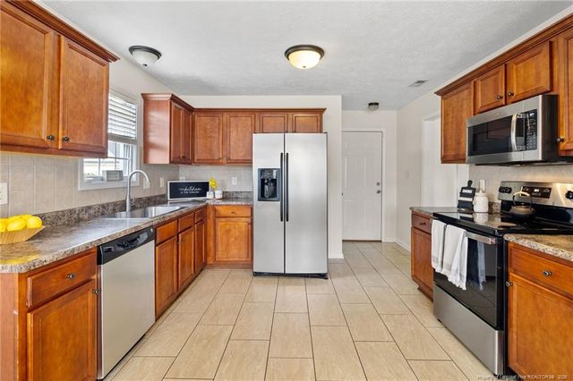 1513 Kershaw Loop, Fayetteville, NC 28314