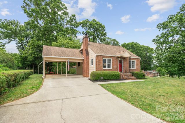 314 Old Leicester Highway, Asheville, NC 28806