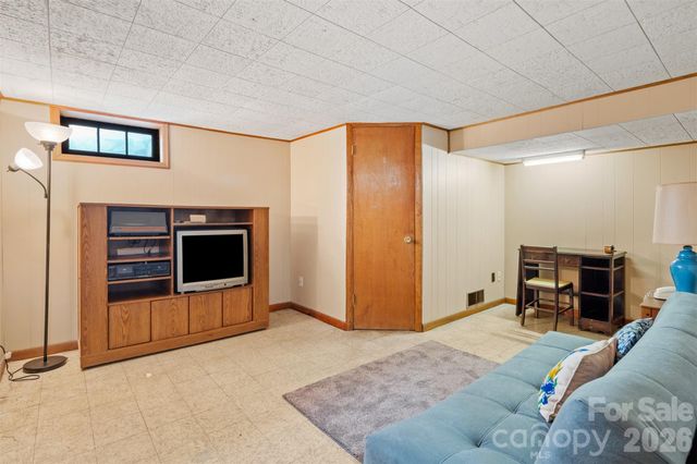 314 Old Leicester Highway, Asheville, NC 28806