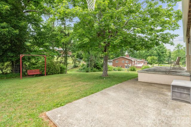 314 Old Leicester Highway, Asheville, NC 28806