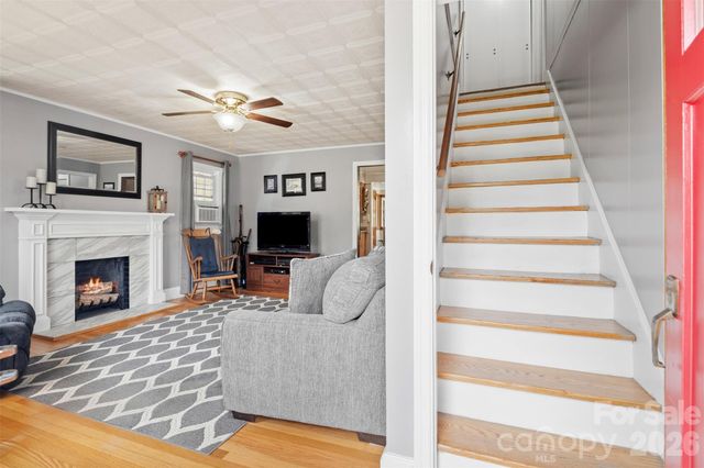 314 Old Leicester Highway, Asheville, NC 28806