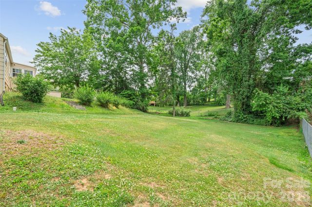 314 Old Leicester Highway, Asheville, NC 28806
