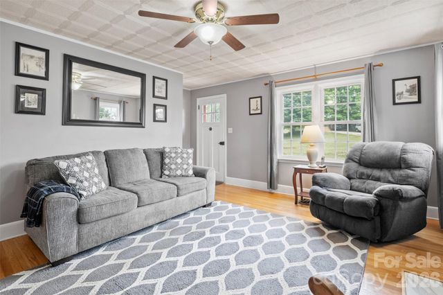 314 Old Leicester Highway, Asheville, NC 28806