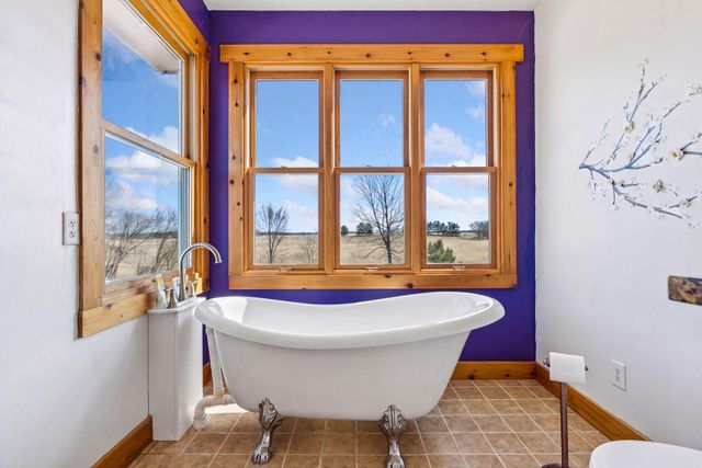 13368 382nd Street, Lindstrom, MN 55045