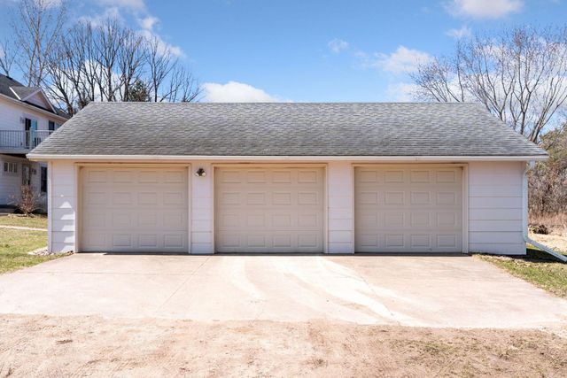 13368 382nd Street, Lindstrom, MN 55045