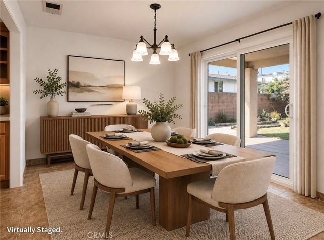 11925 Truro Avenue, Hawthorne, CA 90250