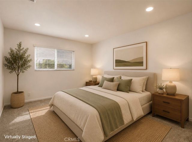 11925 Truro Avenue, Hawthorne, CA 90250