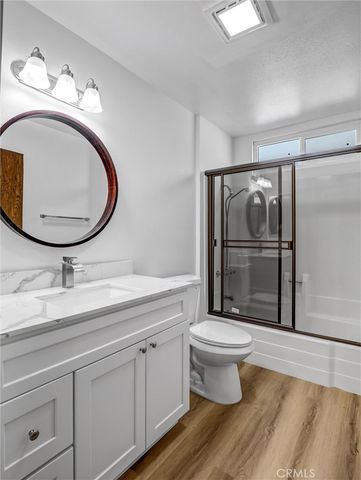 11925 Truro Avenue, Hawthorne, CA 90250