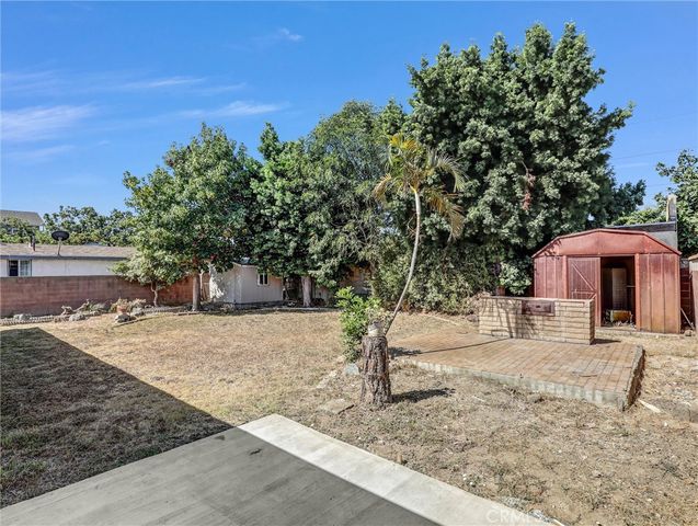 11925 Truro Avenue, Hawthorne, CA 90250