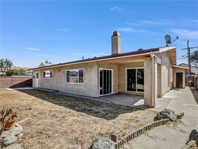 11925 Truro Avenue, Hawthorne, CA 90250