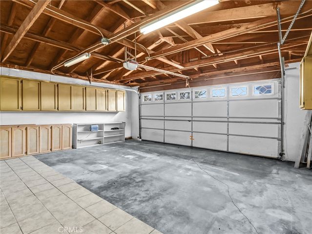 11925 Truro Avenue, Hawthorne, CA 90250