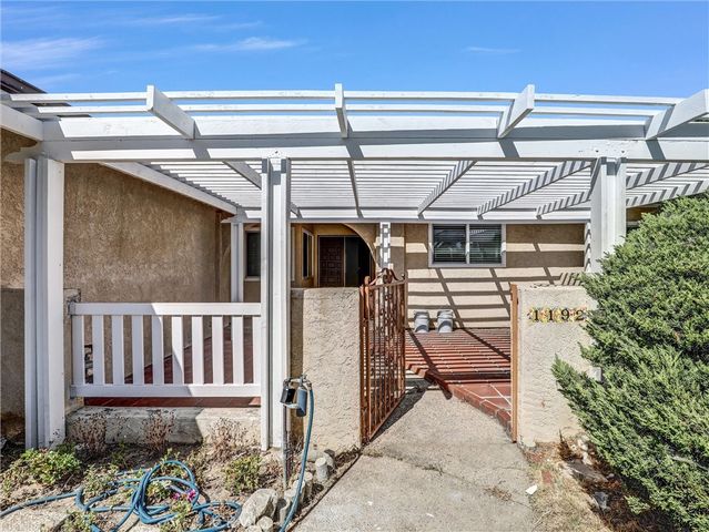 11925 Truro Avenue, Hawthorne, CA 90250