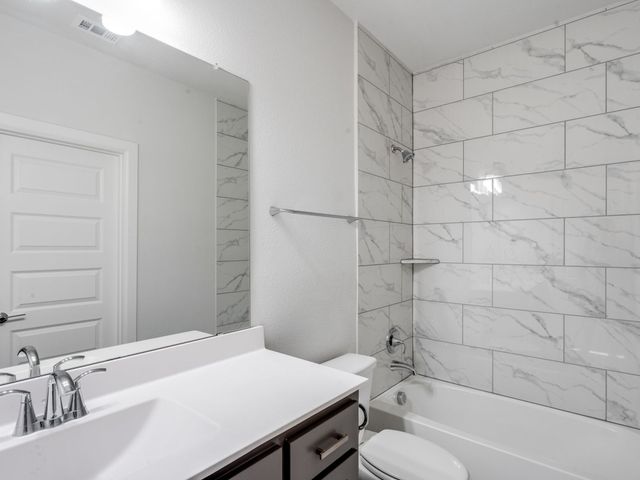 4913 Broadway Drive, Plano, TX 75024