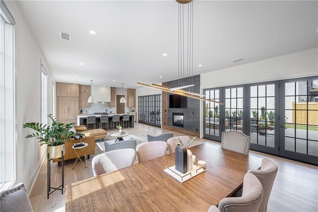 280 4th Street, Fayetteville, GA 30214