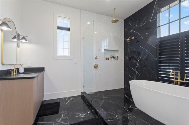 280 4th Street, Fayetteville, GA 30214