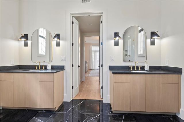 280 4th Street, Fayetteville, GA 30214