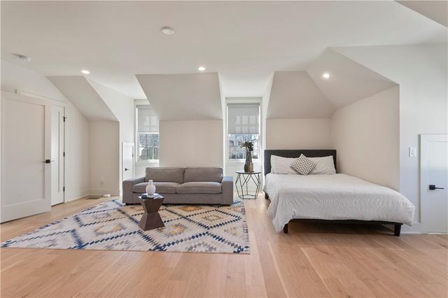 280 4th Street, Fayetteville, GA 30214