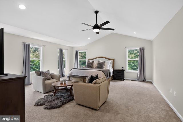 526 FAIR HAVENS LN, Fredericksburg, VA 22406