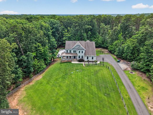 526 FAIR HAVENS LN, Fredericksburg, VA 22406
