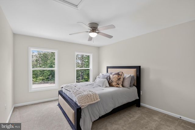 526 FAIR HAVENS LN, Fredericksburg, VA 22406
